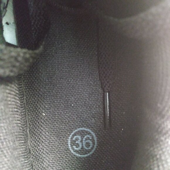 SHEIN Black and White Shoes size 6 in US (36 Europe) - Picture 4 of 5